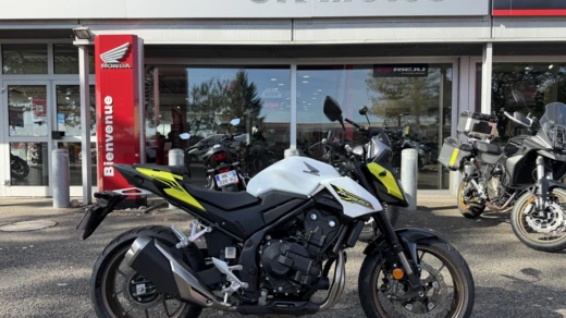 HONDA CB 500 Hornet E-Clutch