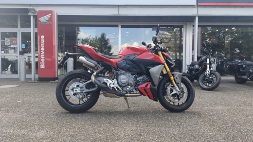 DUCATI STREETFIGHTER S