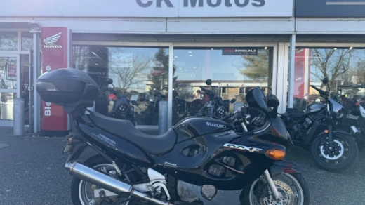 SUZUKI GSX 750 F COLORIS NOIR