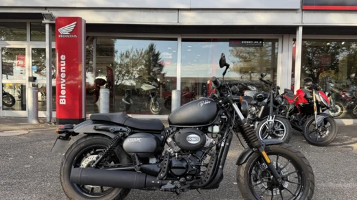HYOSUNG GV 300 S