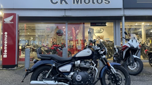 ROYAL ENFIELD SUPER - METEOR 650 ABS COLORIS CELESTIAL BLUE