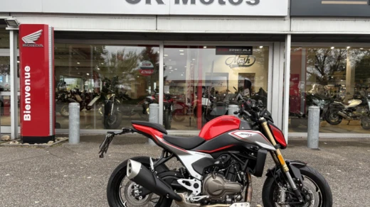 QJ MOTOR SRK 600 ABS COLORIS ROUGE