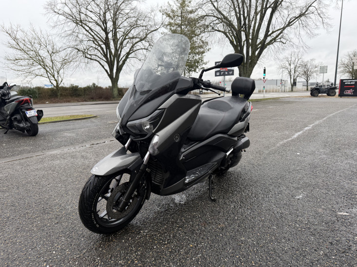YAMAHA X-MAX 125 ABS COLORIS GRIS - HAGUENAU