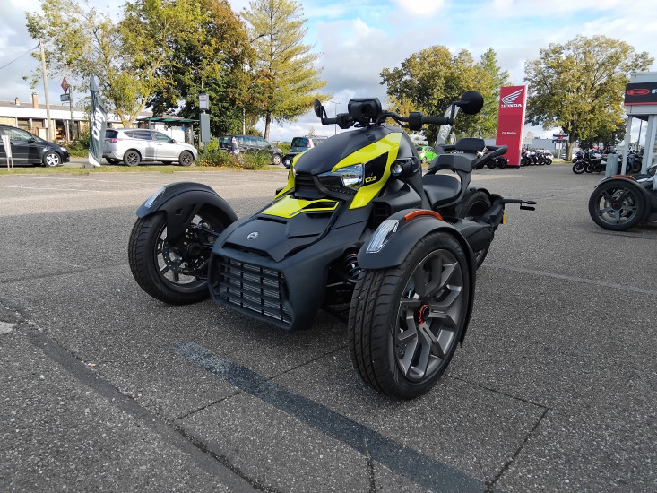 CAN-AM RYKER 900 CLASSIC JAUNE ACIDE 09/2024 - HAGUENAU