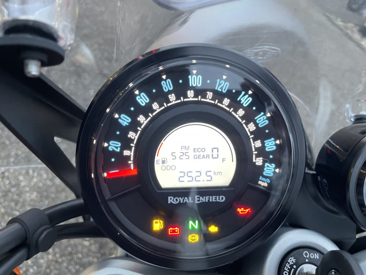 ROYAL ENFIELD SUPERMETEOR 650 ABS COLORIS CELESTIAL BLUE - HAGUENAU