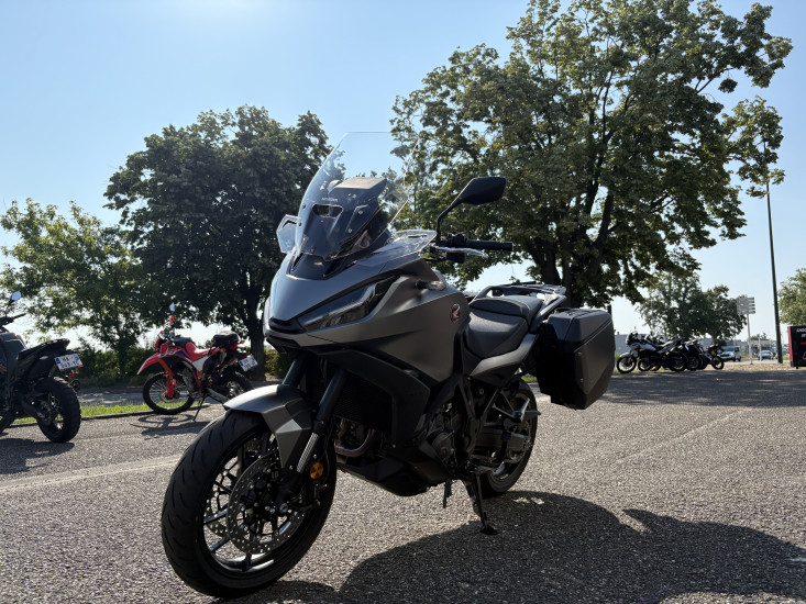 HONDA NT1100 ABS COLORIS GRIS - HAGUENAU