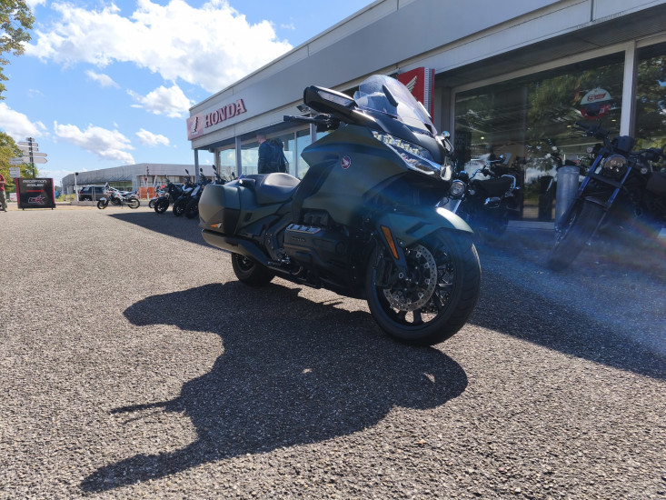HONDA GOLDWING 1800 DCT COLORIS VERT MAT - HAGUENAU