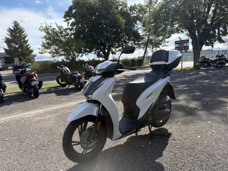 HONDA SH125i ABS TOP BOX SPORTY COLORIS BLANC - HAGUENAU