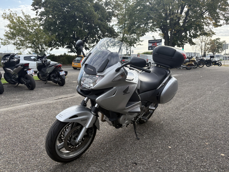 HONDA DEAUVILLE 700 COLORIS GRIS - HAGUENAU