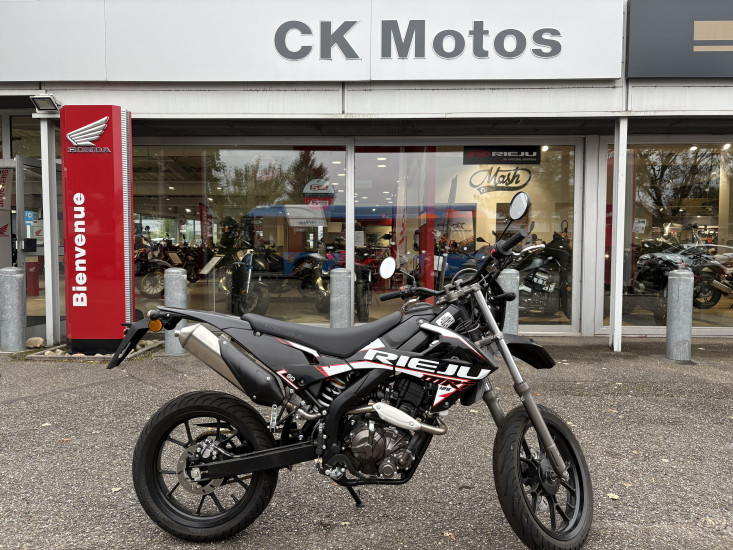 RIEJU MRT 125 LC SM COLORIS NOIR NEUF 0KMS - HAGUENAU
