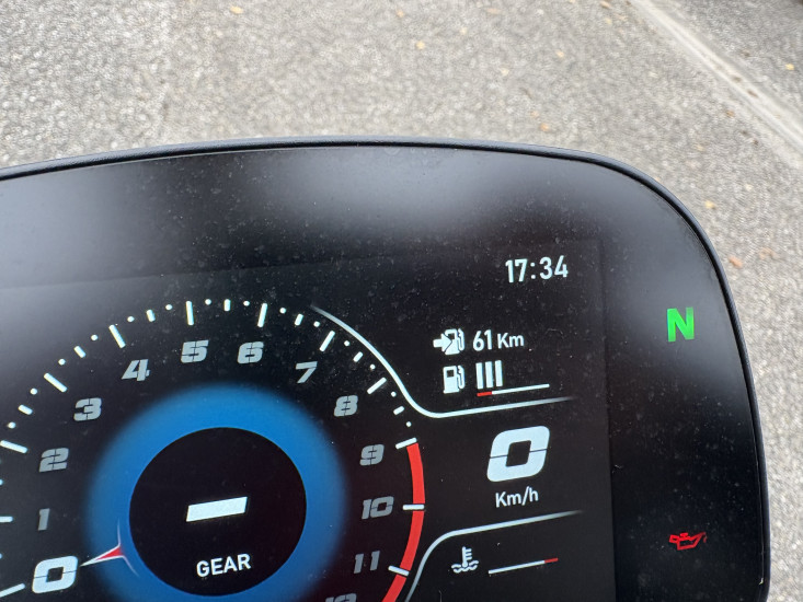 MOTO MORINI SEIEMMEZZO 650 STR ABS COLORIS BLANC - HAGUENAU