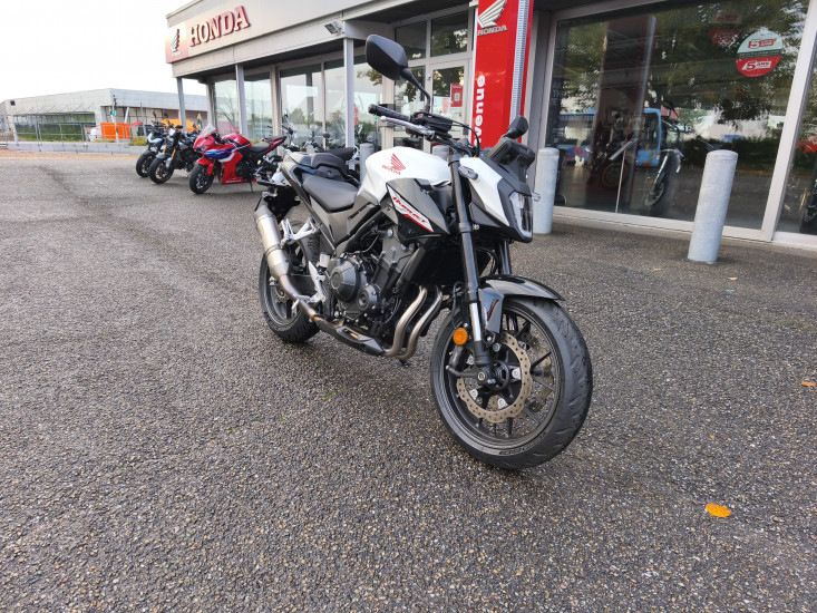 HONDA CB 500 HORNET ABS COLORIS BLANC / NOIR - HAGUENAU
