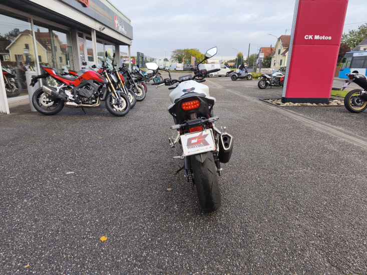 HONDA CB 750 HORNET COLORIS BLANC MAT - HAGUENAU