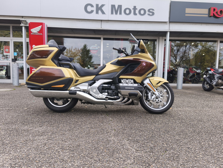 HONDA GOLDWING TOURING DCT 50 EME ANNIVERSAIRE COLORIS OR / BRUN / GRIS - HAGUENAU