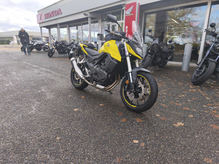 HONDA HORNET 750 ABS COLORIS JAUNE MAT - HAGUENAU