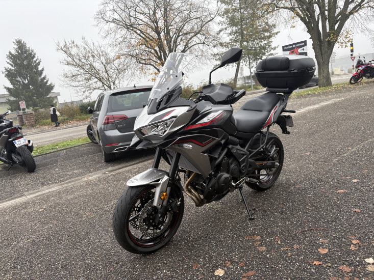 KAWASAKI VERSYS 650 ABS COLORIS GRIS - HAGUENAU