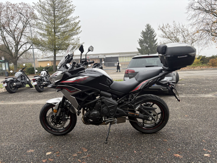 KAWASAKI VERSYS 650 ABS COLORIS GRIS - HAGUENAU