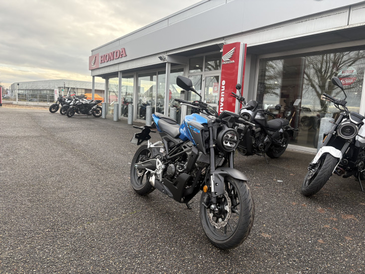 HONDA CB125R ABS COLORIS BLEU - HAGUENAU