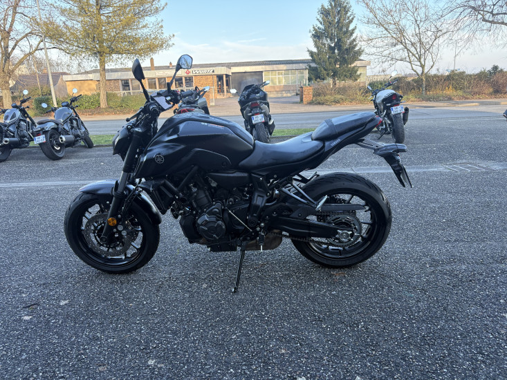 YAMAHA MT-07 ABS COLORIS NOIR - HAGUENAU
