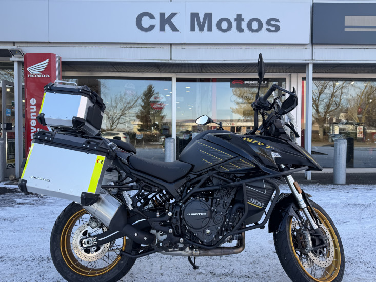 QJ MOTOR SRT 900 SX TOURING ABS COLORIS NOIR / JAUNE - HAGUENAU