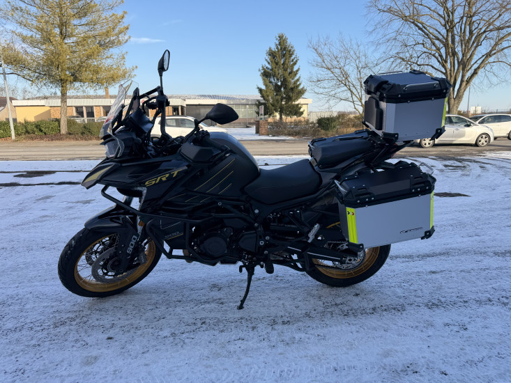 QJ MOTOR SRT 900 SX TOURING ABS COLORIS NOIR / JAUNE - HAGUENAU