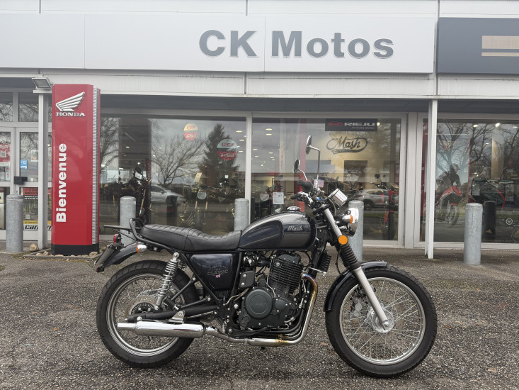 MASH SIX HUNDRED 650 ABS COLORIS BLEU NUIT - HAGUENAU