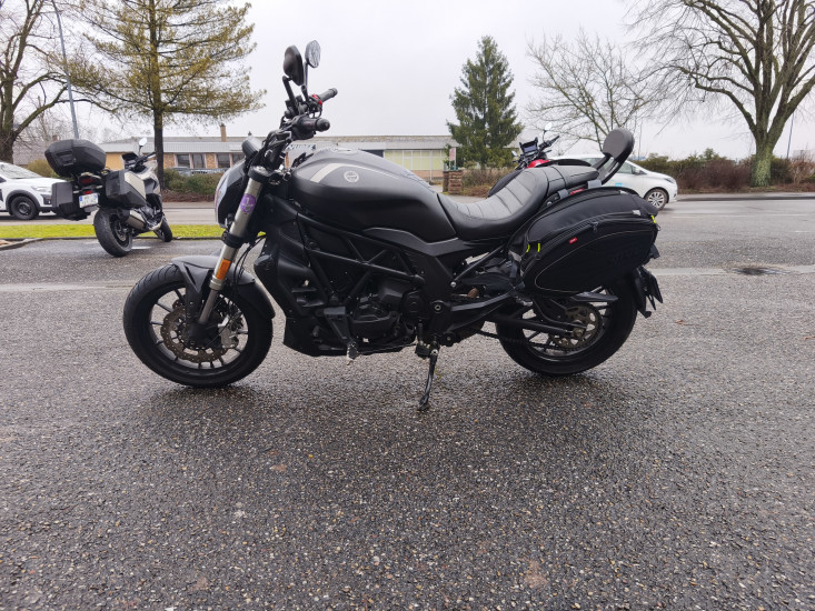 BENELLI 502C ABS COLORIS NOIR MAT - HAGUENAU