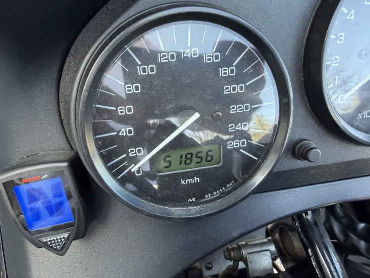 SUZUKI GSX 750 F COLORIS NOIR - HAGUENAU