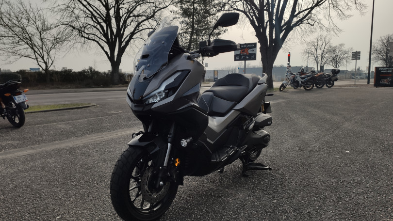 HONDA ADV 350 ABS COLORIS GRIS MAT - HAGUENAU