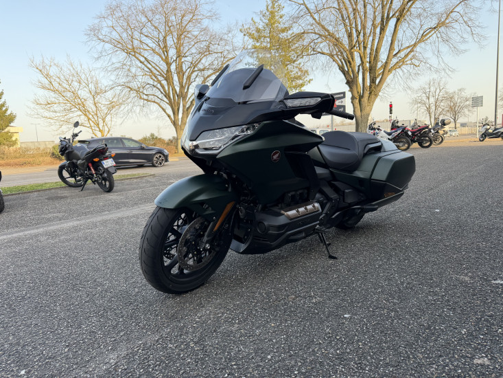 HONDA GL1800 GOLDWING DCT BAGGER ABS COLORIS VERT MAT - HAGUENAU