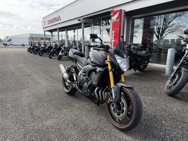 YAMAHA FZ8 COLORIS NOIR - HAGUENAU