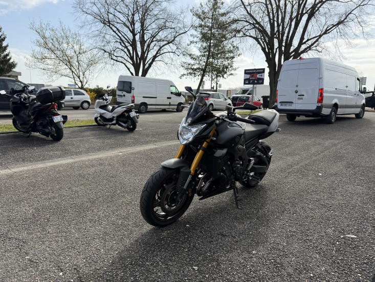YAMAHA FZ8 COLORIS NOIR - HAGUENAU