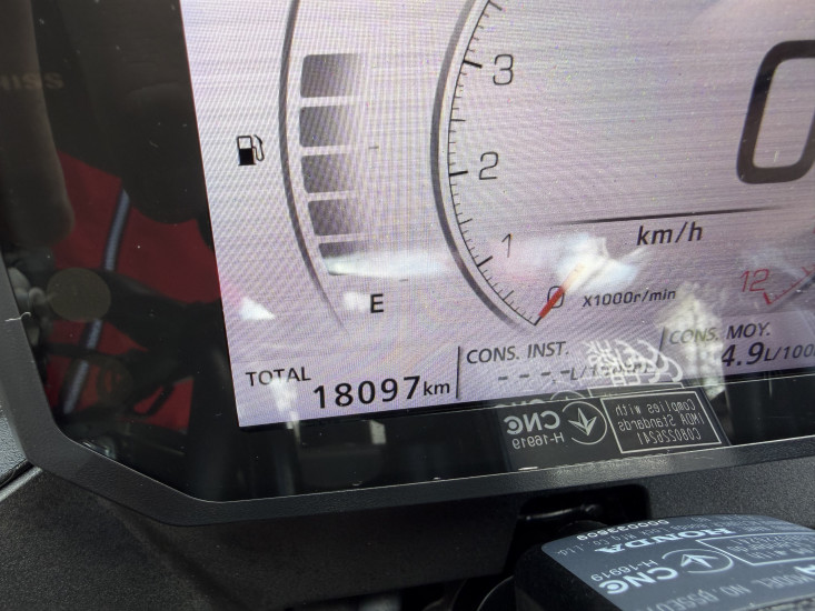 HONDA HORNET 750 ABS COLORIS BLANC - HAGUENAU