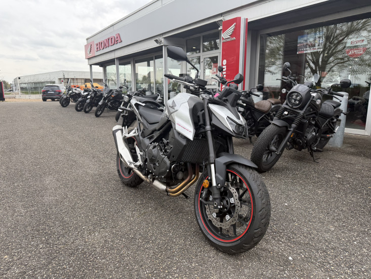 HONDA HORNET 750 ABS COLORIS ARGENT - HAGUENAU