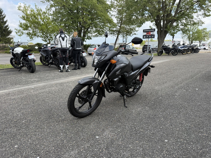 HONDA CB125F ABS COLORIS NOIR MAT - HAGUENAU