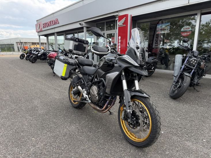 QJ MOTOR SRT 700 SX TOURING ABS COLORIS NOIR - HAGUENAU