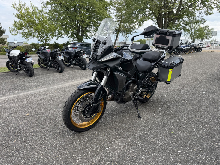 QJ MOTOR SRT 700 SX TOURING ABS COLORIS NOIR - HAGUENAU