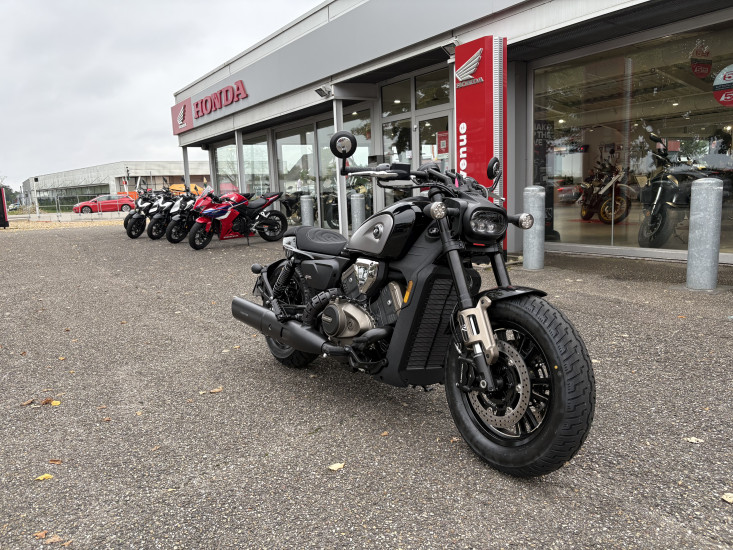 QJ MOTOR SRV 600 V4 ABS COLORIS NOIR - HAGUENAU